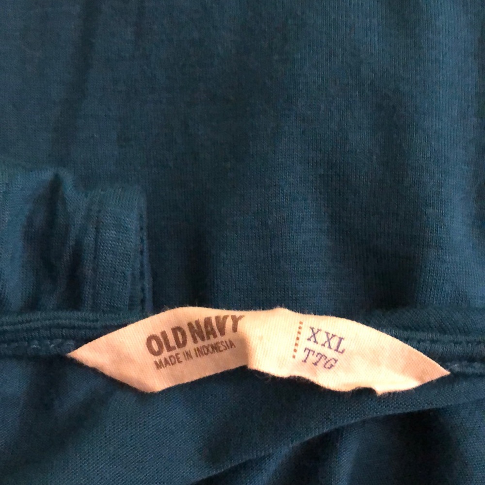 Old Navy Women’s sheer tank top - Picture 7 of 7